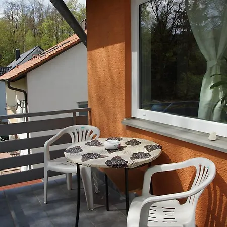 Apartamento 3 Bedroom Near Ramstein Airbase Weilerbach