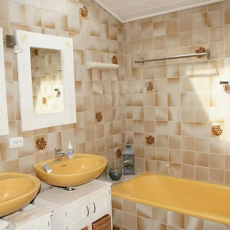 Apartamento 3 Bedroom Near Ramstein Airbase Weilerbach