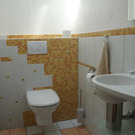 Apartamento 3 Bedroom Near Ramstein Airbase *